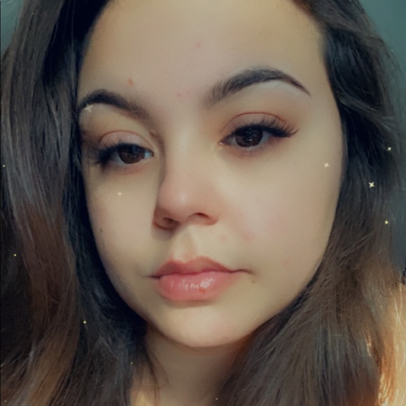 Meet your Posher, Tiffany - Picture 1 of 1